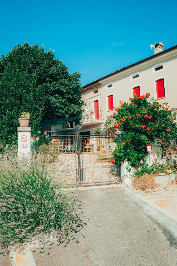 B&B Al Giardino Dei Laghi Ревине-Лаго Экстерьер фото
