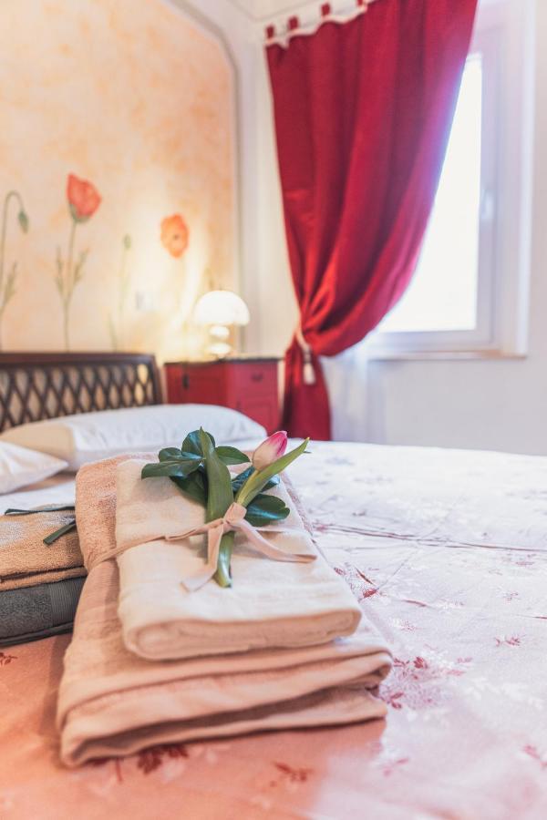 B&B Al Giardino Dei Laghi Ревине-Лаго Экстерьер фото