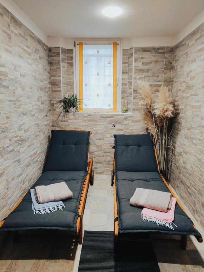 B&B Al Giardino Dei Laghi Ревине-Лаго Экстерьер фото